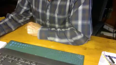 pomme1949 online show from October 2025 09:37:01 AM