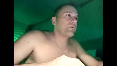 pomplinero online show from October 2025 11:35:01 PM