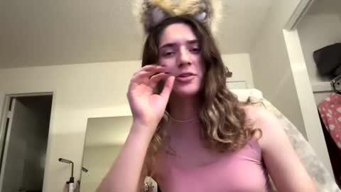 Snapshot of pookiewolf chatting on January 2026 09:20:01 PM FluffyPup online show from January 2026 09:20:01 PM