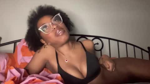 Snapshot of popasprincess chatting on May 2026 01:56:02 AM princess online show from May 2026 01:56:02 AM