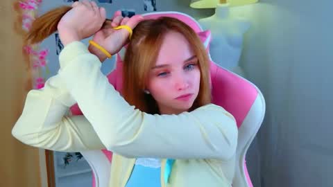 Snapshot of popjenny chatting on April 2026 01:31:02 PM Hi Daddy Im Jane online show from April 2026 01:31:02 PM
