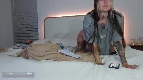 PoppyQuinn online show from June 2026 01:41:02 AM
