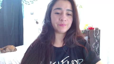 Snapshot of porcelainlux chatting on January 2025 12:53:02 AM porcelainlux online show from January 2025 12:53:02 AM