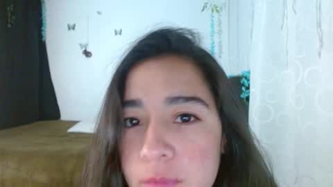 Snapshot of porcelainlux chatting on January 2025 08:57:02 PM porcelainlux online show from January 2025 08:57:02 PM