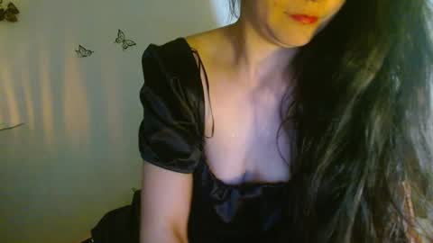 Snapshot of porcelainlux chatting on January 2025 04:13:01 AM porcelainlux online show from January 2025 04:13:01 AM