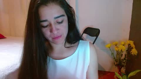 Snapshot of porcelainlux chatting on January 2025 03:51:01 AM porcelainlux online show from January 2025 03:51:01 AM