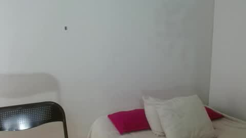 porcelainlux online show from April 2026 08:06:01 PM