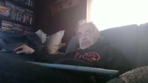 Snapshot of porkingit400 chatting on February 2025 06:19:02 PM porkingit400 online show from February 2025 06:19:02 PM