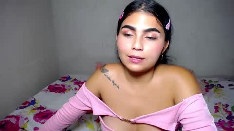 NICKKYMARTIN online show from January 2025 08:14:01 AM