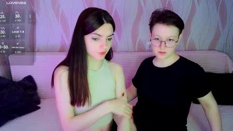 Ana and Tati online show from November 2025 07:46:02 PM