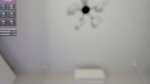 Snapshot of porshes chatting on December 2024 11:41:02 AM HERES SILVIA AND OlIVIA WELCOME EVERYONE LOVENSE DOMI REACT TO YOUR TIPS LETS MAKE A GREAT SHOW TOGETHER online show from December 2024 11:41:02 AM