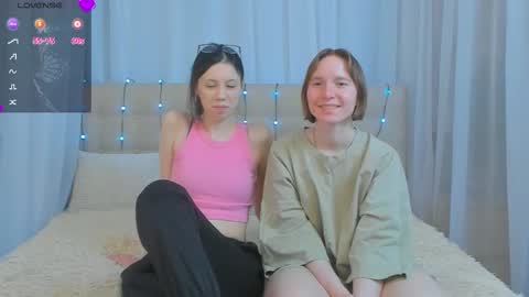 Snapshot of porshes chatting on February 2025 05:20:02 PM HERES SILVIA AND OlIVIA WELCOME EVERYONE LOVENSE DOMI REACT TO YOUR TIPS LETS MAKE A GREAT SHOW TOGETHER online show from February 2025 05:20:02 PM