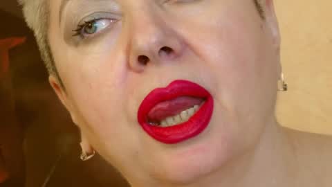 LADY POSH online show from January 2025 01:42:02 AM