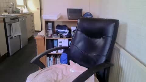 Snapshot of poshman65 chatting on July 2026 09:48:01 AM poshman65 online show from July 2026 09:48:01 AM