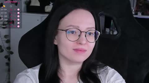 Snapshot of power_robynn chatting on November 2025 05:12:01 PM Robyn online show from November 2025 05:12:01 PM