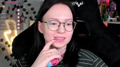 Snapshot of power_robynn chatting on January 2026 01:48:02 PM Robyn online show from January 2026 01:48:02 PM