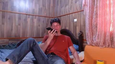 Snapshot of powertwinky chatting on December 2024 07:11:02 PM chris independent  online show from December 2024 07:11:02 PM