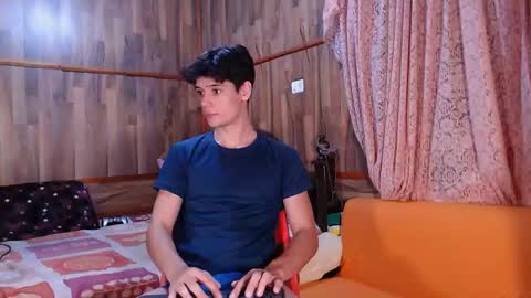 Snapshot of powertwinky chatting on January 2025 11:52:02 PM chris independent  online show from January 2025 11:52:02 PM