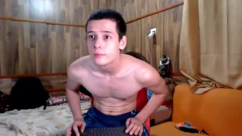 Snapshot of powertwinky chatting on October 2025 04:11:01 AM chris independent  online show from October 2025 04:11:01 AM