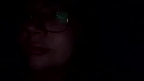 Lina online show from November 2025 07:57:02 PM