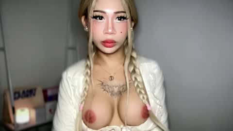 GODDESS PRECIOUS online show from April 2026 08:14:02 PM