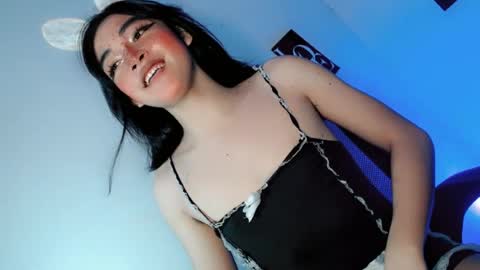 Snapshot of precious_laura18 chatting on June 2026 08:10:02 PM precious_laura18 online show from June 2026 08:10:02 PM