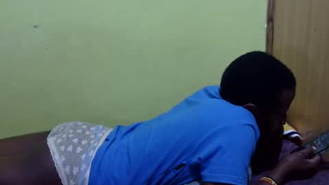 Snapshot of precious_nesh chatting on October 2025 06:08:01 PM precious_nesh online show from October 2025 06:08:01 PM