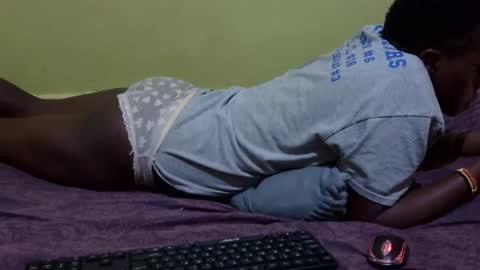 Snapshot of precious_nesh chatting on December 2025 05:07:01 PM precious_nesh online show from December 2025 05:07:01 PM