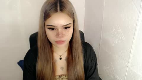 MAXXINE online show from February 2025 08:49:02 AM