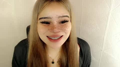 MAXXINE online show from March 2025 10:07:02 AM