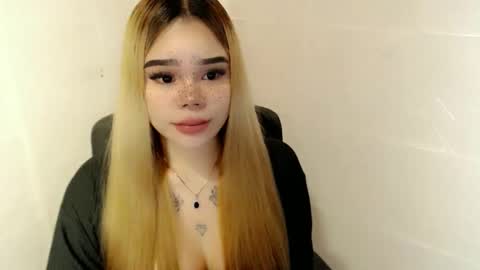 MAXXINE online show from February 2026 06:40:02 AM