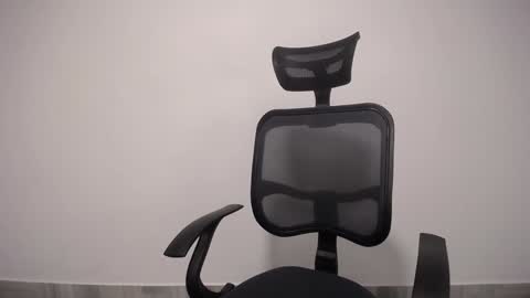 Plux online show from February 2025 02:38:01 AM