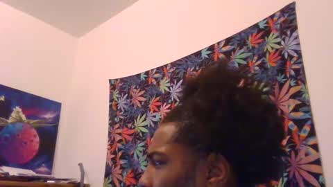 Snapshot of presidentialbryana chatting on February 2025 01:09:02 AM Libra Lamont online show from February 2025 01:09:02 AM