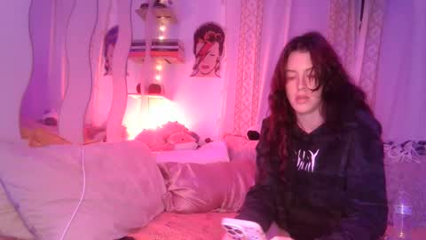 PrettiBritti online show from January 2025 10:59:02 AM