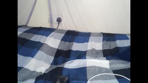 pretty_ass07 online show from April 2026 05:52:02 PM