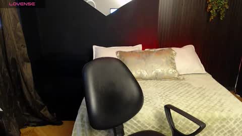 Snapshot of pretty_cristal22 chatting on February 2026 11:50:01 AM pretty_cristal22 online show from February 2026 11:50:01 AM