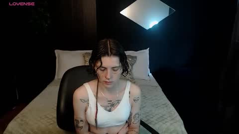 Snapshot of pretty_cristal22 chatting on February 2026 12:17:01 PM pretty_cristal22 online show from February 2026 12:17:01 PM