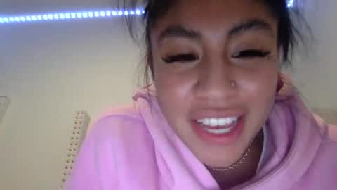 pretty_girl828687 online show from February 2026 02:44:01 AM