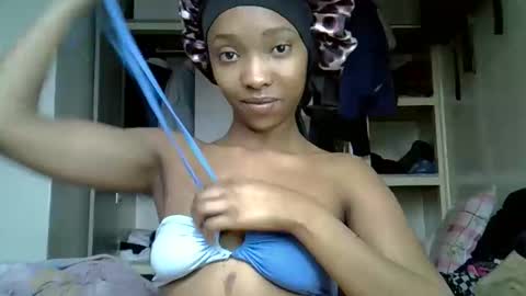 Snapshot of pretty_jazmine chatting on September 2025 06:15:02 AM Jaz online show from September 2025 06:15:02 AM