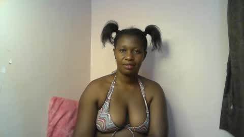 pretty_kylah online show from February 2026 10:33:01 PM