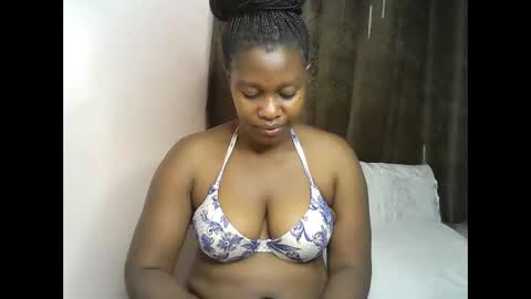 Snapshot of pretty_kylah chatting on May 2026 12:08:02 AM pretty_kylah online show from May 2026 12:08:02 AM