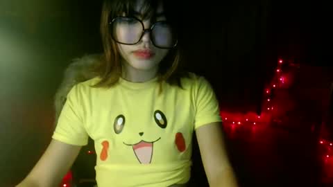 Snapshot of pretty_little_baby18 chatting on February 2026 01:51:01 AM Venus online show from February 2026 01:51:01 AM