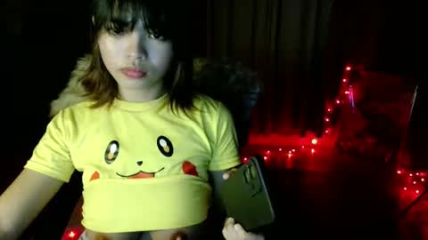 Snapshot of pretty_little_baby18 chatting on February 2026 07:40:01 AM Venus online show from February 2026 07:40:01 AM