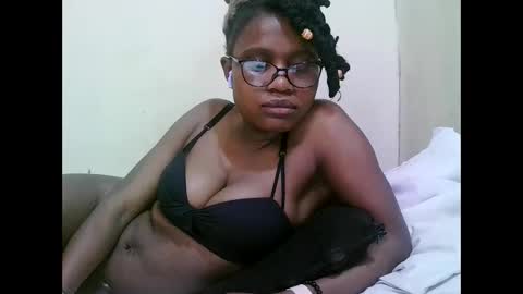 Snapshot of pretty_mellan chatting on January 2025 11:46:01 PM pretty_mellan online show from January 2025 11:46:01 PM