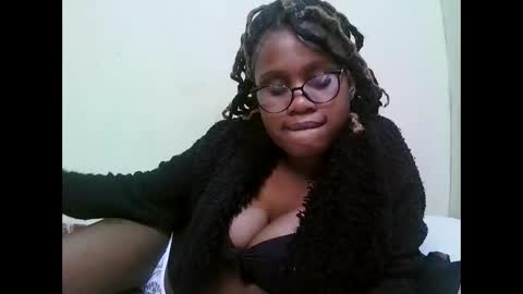 Snapshot of pretty_mellan chatting on February 2025 06:56:02 AM pretty_mellan online show from February 2025 06:56:02 AM