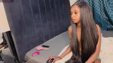 Snapshot of pretty_peshy chatting on May 2026 09:32:02 PM pretty_peshy online show from May 2026 09:32:02 PM