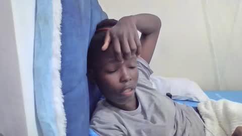 Snapshot of pretty_petite_ebony chatting on May 2026 08:54:01 AM pretty_petite_ebony online show from May 2026 08:54:01 AM