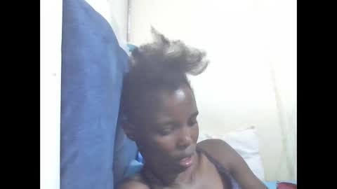 Snapshot of pretty_petite_ebony chatting on May 2026 02:07:02 AM pretty_petite_ebony online show from May 2026 02:07:02 AM