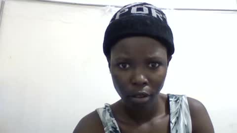 Snapshot of pretty_petite_ebony chatting on June 2026 03:09:02 AM pretty_petite_ebony online show from June 2026 03:09:02 AM