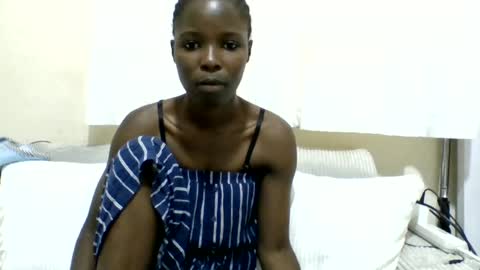 Snapshot of pretty_petite_ebony chatting on July 2026 08:31:02 AM pretty_petite_ebony online show from July 2026 08:31:02 AM